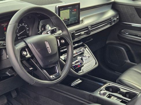 Certified 2022 Lincoln Corsair AWD w/ Equipment Group 101A image 22