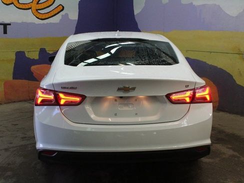 Used 2022 Chevrolet Malibu LT image 7