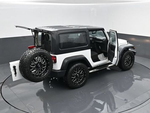 Used 2015 Jeep Wrangler Sport w/ Quick Order Package 24S AWD/4WD image 25
