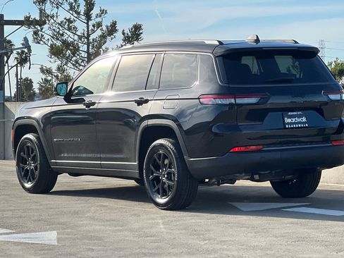 New 2026 Jeep Grand Cherokee L 4WD image 6