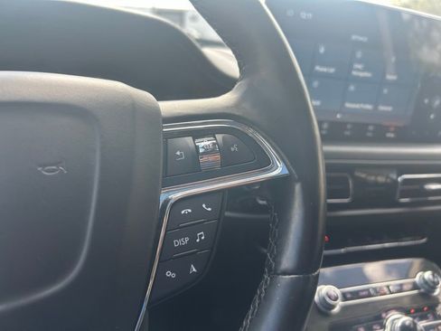 Used 2023 Lincoln Nautilus Reserve w/ Equipment Group 202A image 21