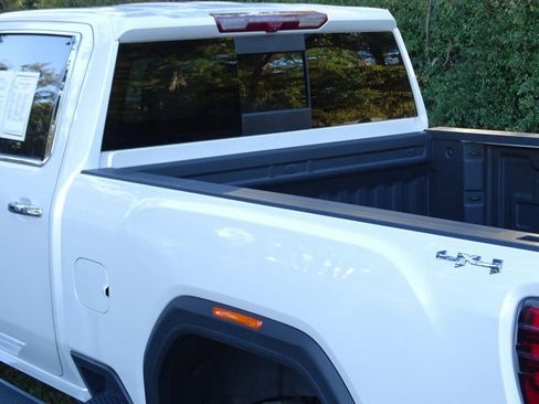 Used 2024 GMC Sierra 2500 SLT w/ SLT Convenience Package image 34