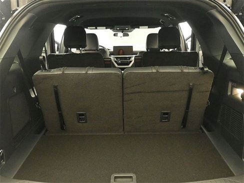 New 2026 Ford Explorer ST-Line image 17