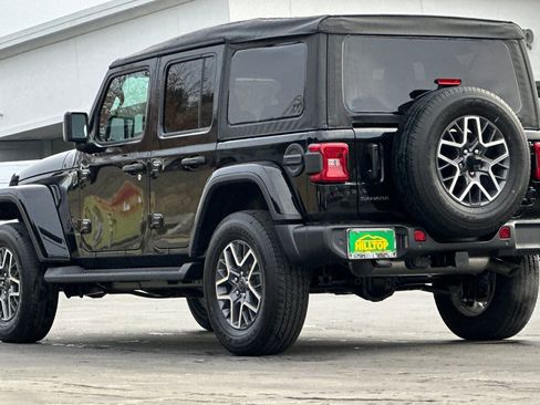 New 2026 Jeep Wrangler Sahara image 7