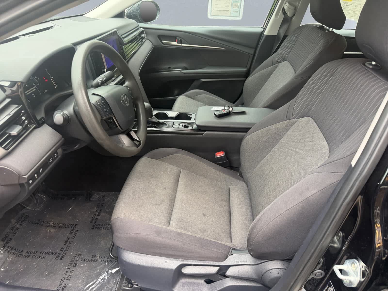 Used 2025 Toyota Camry LE FWD image 7