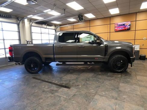 New 2026 Ford F250 Lariat w/ Black Appearance Package image 8