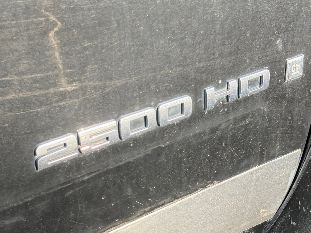 Used 2008 Chevrolet Silverado 2500 LTZ w/ Safety Package AWD/4WD image 28