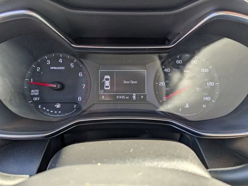 Used 2022 Chevrolet TrailBlazer LT FWD image 19