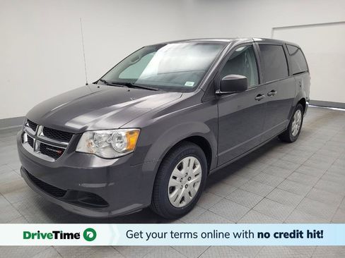 Used 2018 Dodge Grand Caravan SE FWD image 1