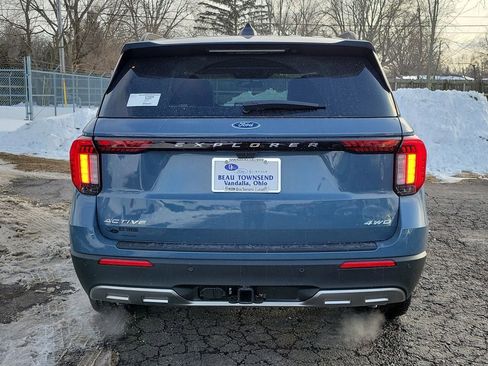 New 2026 Ford Explorer Active w/ Active Comfort Package image 5