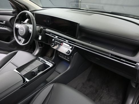 Used 2025 Hyundai Tucson SEL image 13