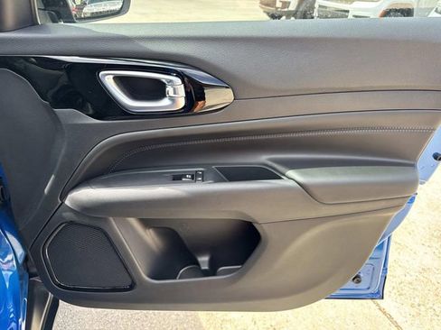 New 2026 Jeep Compass Latitude AWD/4WD image 14