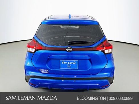 Used 2022 Nissan Kicks S image 6