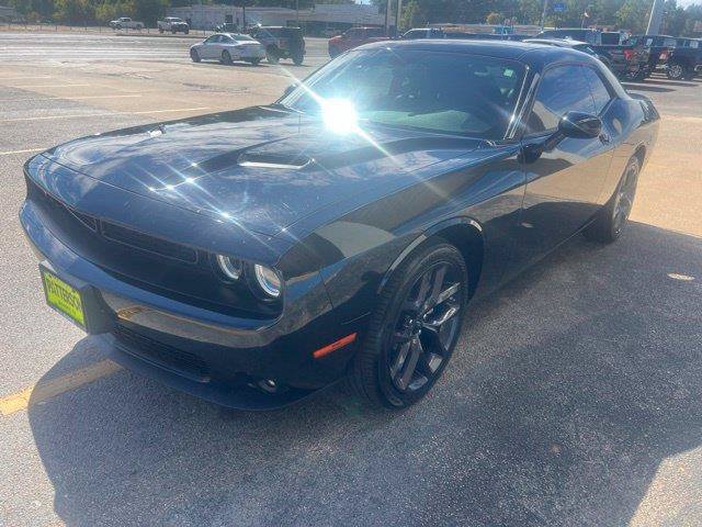 Used 2023 Dodge Challenger SXT w/ Blacktop Package RWD image 6