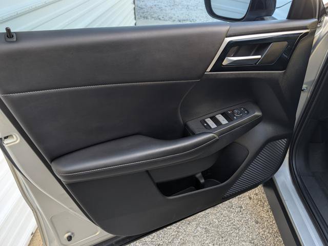 Used 2022 Mitsubishi Outlander SE FWD image 6