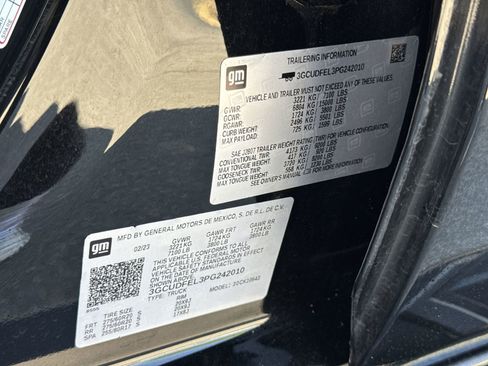 Used 2023 Chevrolet Silverado 1500 LT Trail Boss w/ LT Trail Boss Premium Package image 35