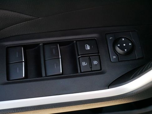 Used 2024 Toyota RAV4 XLE image 19