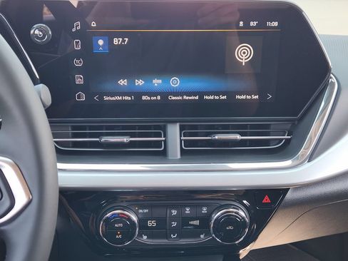 New 2026 Chevrolet Trax LT w/ Driver Confidence Package FWD image 13