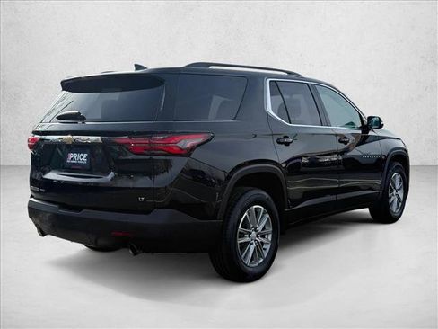 Used 2022 Chevrolet Traverse LT image 5