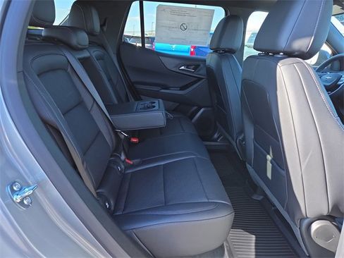 New 2026 Chevrolet Equinox LT w/ Convenience Package II image 14