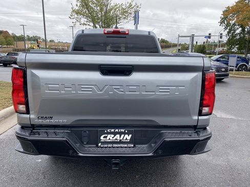 Used 2024 Chevrolet Colorado Z71 w/ Z71 Convenience Package 2 image 6