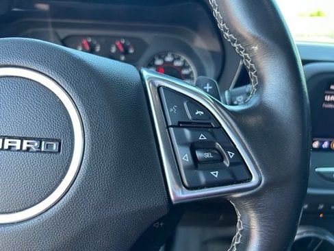 Used 2022 Chevrolet Camaro LT RWD image 19