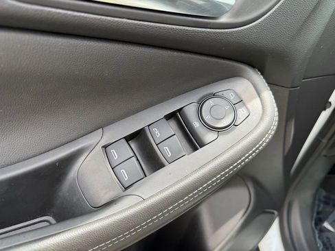 Used 2025 Buick Encore GX Preferred image 21