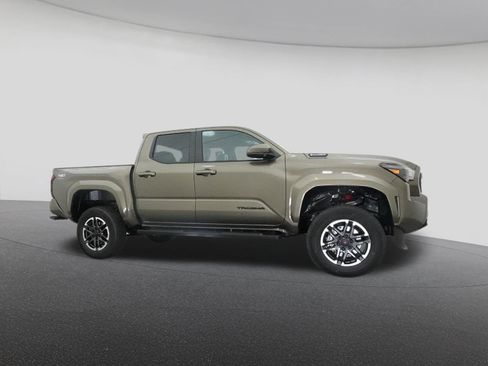 New 2026 Toyota Tacoma TRD Sport image 28