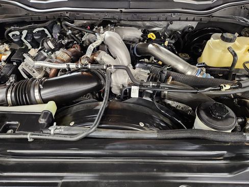 Used 2022 Ford F250 Platinum w/ Tremor Off-Road Package image 52