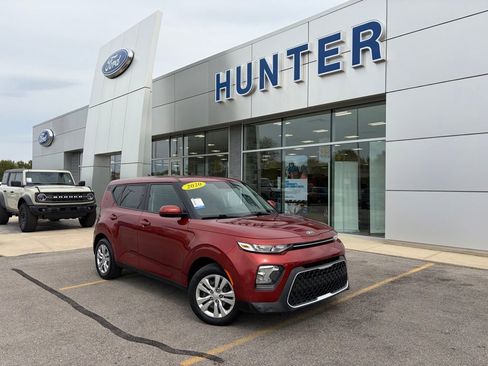Used 2020 Kia Soul LX FWD image 1