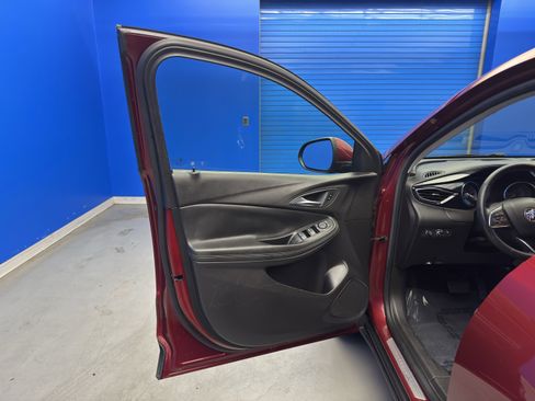 Used 2023 Buick Encore GX Preferred image 10