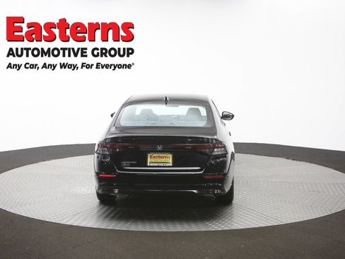 Used 2025 Honda Accord LX image 35