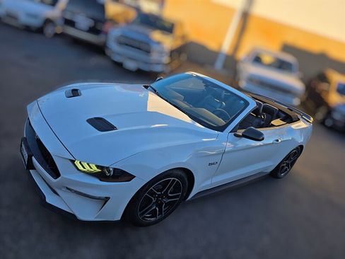 Used 2020 Ford Mustang GT Premium image 11