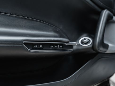 Used 2018 Ferrari GTC4Lusso T RWD image 36
