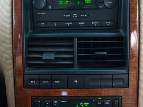 Used 2007 Ford Explorer Eddie Bauer RWD image 33