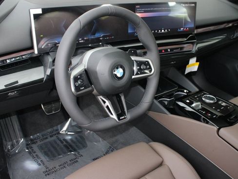 New 2026 BMW 530i w/ M Sport Package image 4