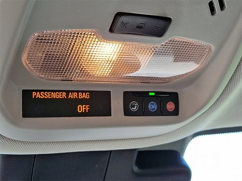 Used 2025 Chevrolet Trax ACTIV w/ Driver Confidence Package image 26