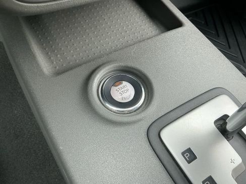 Used 2020 Nissan Frontier SV image 20