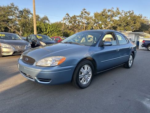 Used 2005 Ford Taurus SEL image 6