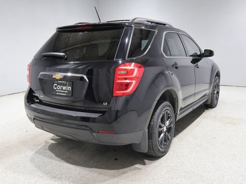 Used 2017 Chevrolet Equinox LT w/ Convenience Package AWD/4WD image 2