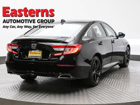 Used 2022 Honda Accord Sport image 5
