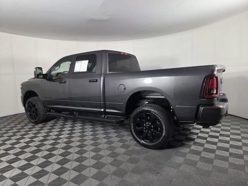 Used 2025 RAM 2500 Big Horn AWD/4WD image 7