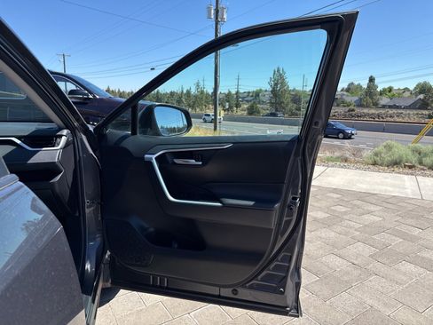 Used 2024 Toyota RAV4 XLE image 14