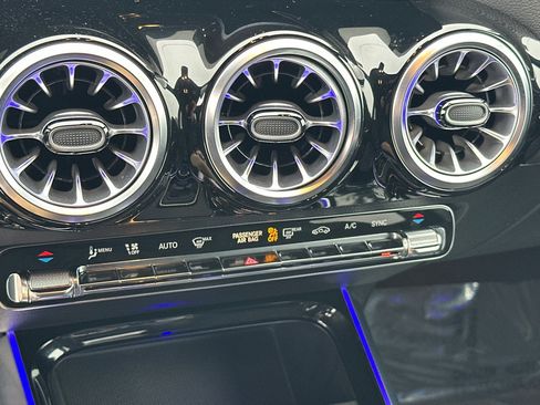 Used 2022 Mercedes-Benz GLA 250 image 20