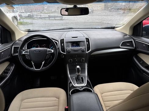 Used 2017 Ford Edge SEL w/ Cargo Accessory Package AWD/4WD image 9