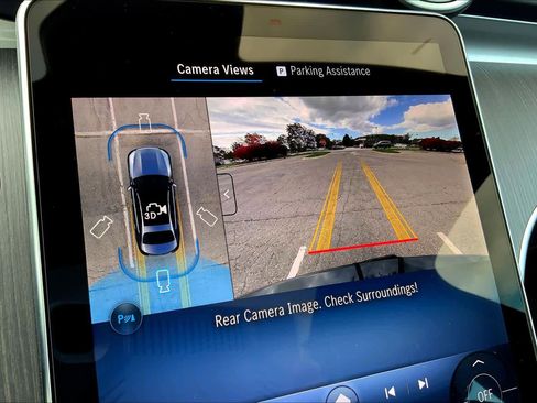 New 2026 Mercedes-Benz C 300 4MATIC Sedan image 8