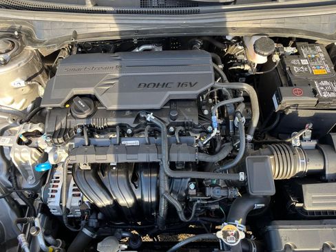 Used 2025 Kia K4 LXS image 31