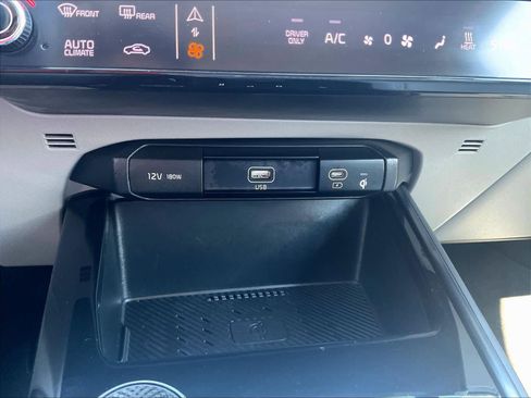 Used 2023 Kia Niro Wind w/ Wind Preserve Package FWD image 25