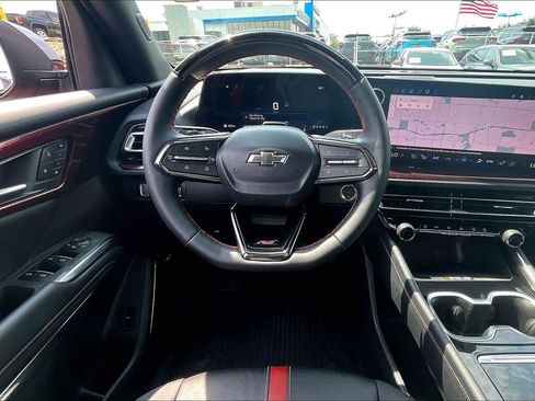Used 2026 Chevrolet Traverse RS AWD/4WD image 5