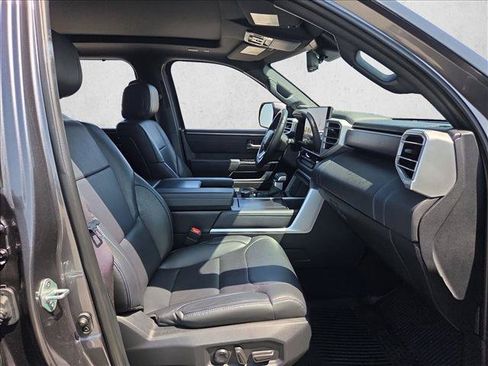 Used 2023 Toyota Tundra Platinum AWD/4WD image 18